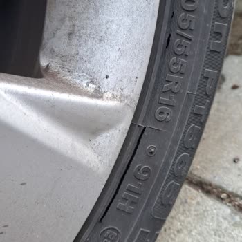 Petlas Marka Değerine Sahip Çıkmıyor