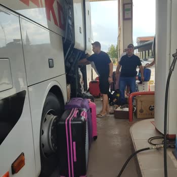 Güney Akdeniz Seyahat Usulsüz Eşya İle Otobüsü Doldurmak