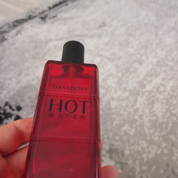 Rossmann Orjinalliği Şüpheli Parfüm Satışı Yapıyor