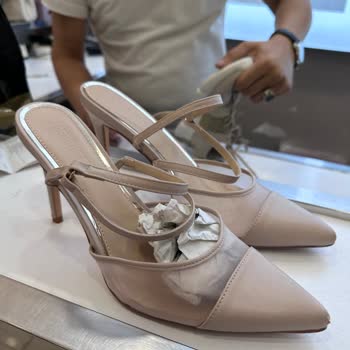 Derimod Aldığım Ayakkabılar 1 Kere Giyilince Altları Açıldı