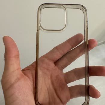 İPhone 14 Pro Mac Spigen Kap Sararması