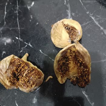 Köylü İşi (Koyluisiurunler) Bozulmuş Ve Kurtlu Ürünlerle Dolu Sipariş