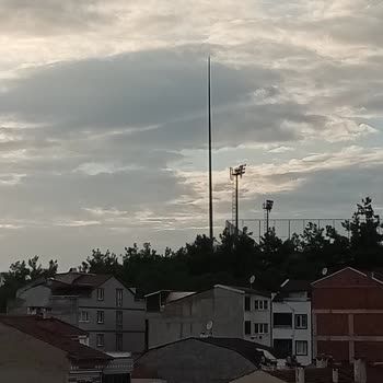 Osmangazi Belediyesi Bayrağımızın Yerine Asılmaması