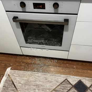 Kumtel Ankastre Fırın Camı Patladı