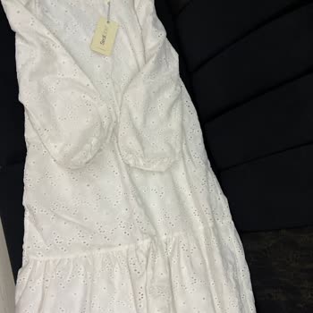 Pınar Şems Elbise Değişiminin Yapılmaması