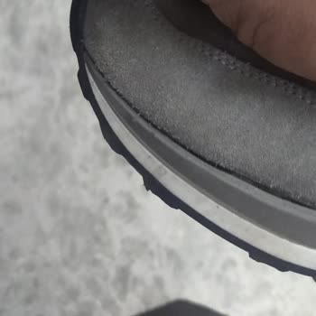 İnci Ayakkabı İşçiliği Kötü!