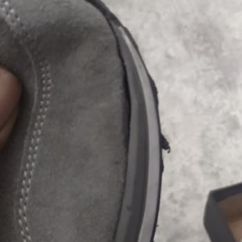 İnci Ayakkabı İşçiliği Kötü!