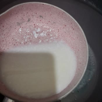 Danone Tikveşli Bozuk Süt Dikkat Biraz