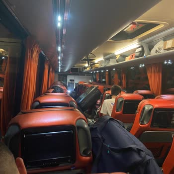 Kamil Koç Bol Valizli, Bol Rahatsız Yolculuk!