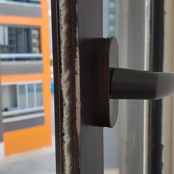 Bayındır Pen Kalitesiz İşçilik, Telefonlara Cevap Vermemesi