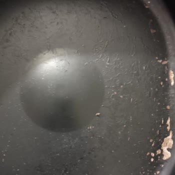 Kenwood Ürünün Kızartma Bölmesi Paslı Ve Temizlenmedi