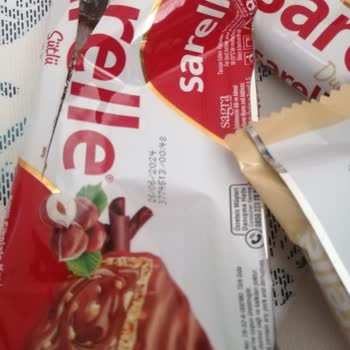 Sarelle Gofret Bayat Ve Erimiş