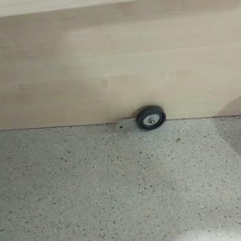 Nev Esentepe Hastanesi Özensiz Temizlik Ve Laubali Personel Sıkıntısı