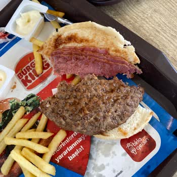 Burger King Bayat Ürün Verilmesi.