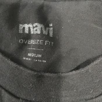 Mavi T-shirt Baskı Silinmesi
