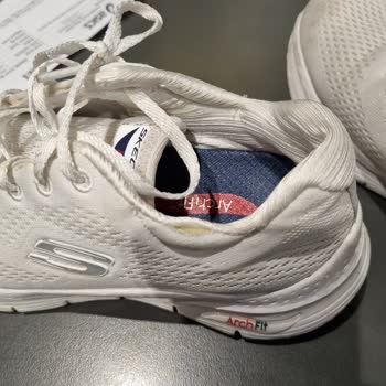 Skechers Gereğini Yapsın Lütfen!
