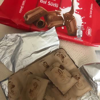 Nestle'nin Bozuk Çıkan Çikolatası