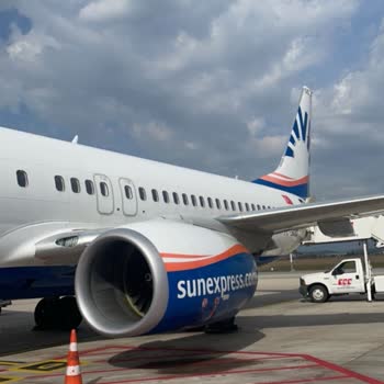 SunExpress Hava Yolları Saat 8.20 De Olan Uçağımın 15.00 A Ertelenmesi