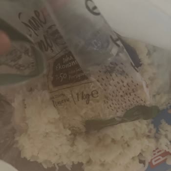 Yayla Bakliyat Pirinç Kokuyor Çöpe Atmak Zorunda Kaldım