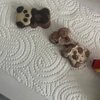 Eti Gıda Bozulmuş Çikolata Son Kullanma Tarihi Geçmemiş