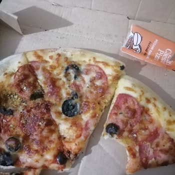 Little Caesars Çok Kötü Pizza