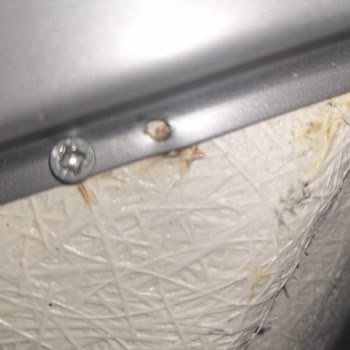 Koçtaş 1 Aylık Mini Küvette Delikler Ortaya Çıktı Vida Yerlerinden Su Geliyor