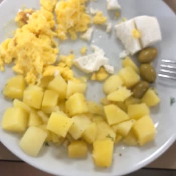 Halime Hatun Kyk Kız Öğrenci Yurdu Kahvaltı Ve Yemek Sorunu