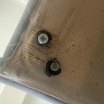 Bellona Koltuk Ayağı Kırığı