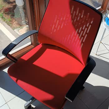 Casella Mobilya Büro Koltuğun 3 Yıl Olmadan Sırt Plastiğinin Kırılması