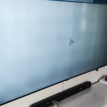 Samsung Pişmanlık. Panel LED'lerin İzlerken Belirgin Olması