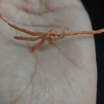 Spagettiyarn Kopuk, Düğümlü Kağıt İp