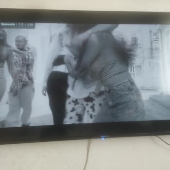 Profilo TV Youtube.com Ve Netflix Siyah Beyaz Ekran