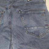 Mavi Jean Kot Pantolonum Kendiliğinden Bacak Arası Yarıldı