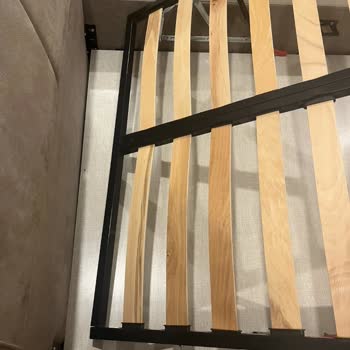 İşbir Yatak Baştan Sona Kötü Hizmet Kalitesi