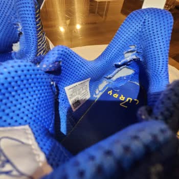 Under Armour Curry 10 Ayakkabının 2 Ayda Yırtılması
