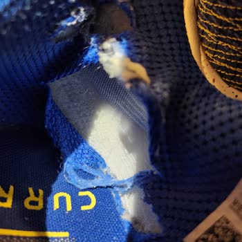Under Armour Curry 10 Ayakkabının 2 Ayda Yırtılması