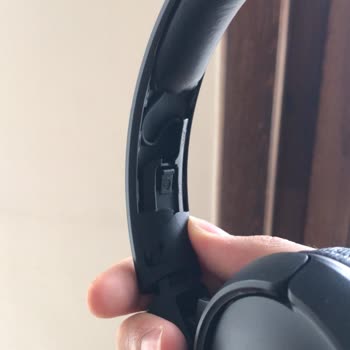 Media Markt JBL 560BT Kulaklığımın Plastik Aksamı Parçalandı