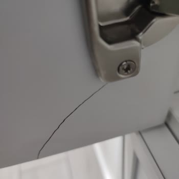 Mondihome Hasarlı Gardırop Kapağı