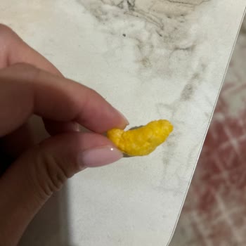Çerezza Kapalı Paketten 2 Kez Kıl Çıktı