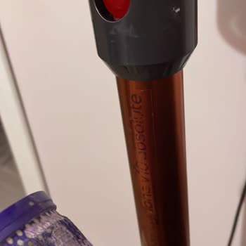 Dyson V10 Filtre Ve Başlıkların Tam Oturmama Sorunu