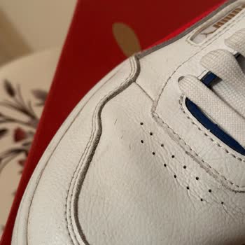 In Street 2 Aylık Üstü Çatlayan Ayakkabıyı Değişim/iade Almıyor!