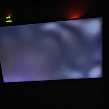 Samsung Samsun Monitör De Beyazlaşma Sıfır Ürün