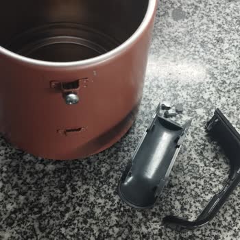 Arzum Cay Sefası Demlik Kulpu Kırıldı