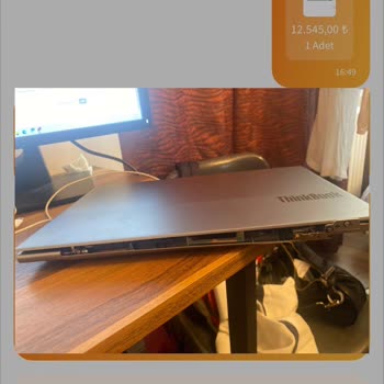 Lenovo Bilgisayar Menteşeleri Attı!