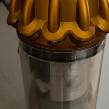 Dyson V15 ABS. Silikon Soyulması Tekerlek Çıkması