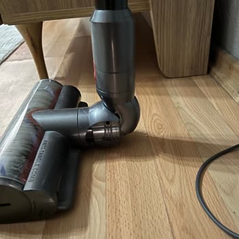 Dyson V15 ABS. Silikon Soyulması Tekerlek Çıkması