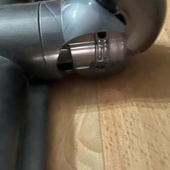 Dyson V15 ABS. Silikon Soyulması Tekerlek Çıkması