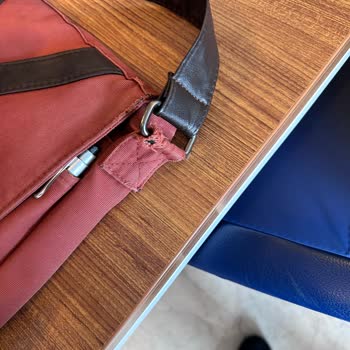 Kaft Marka Çantanın Tutacak Yeri Yırtıldı