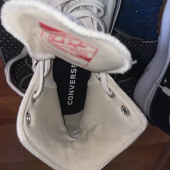 Converse İç Bilek Kısmı Soyulma