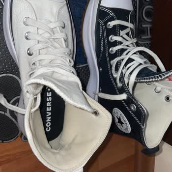 Converse İç Bilek Kısmı Soyulma